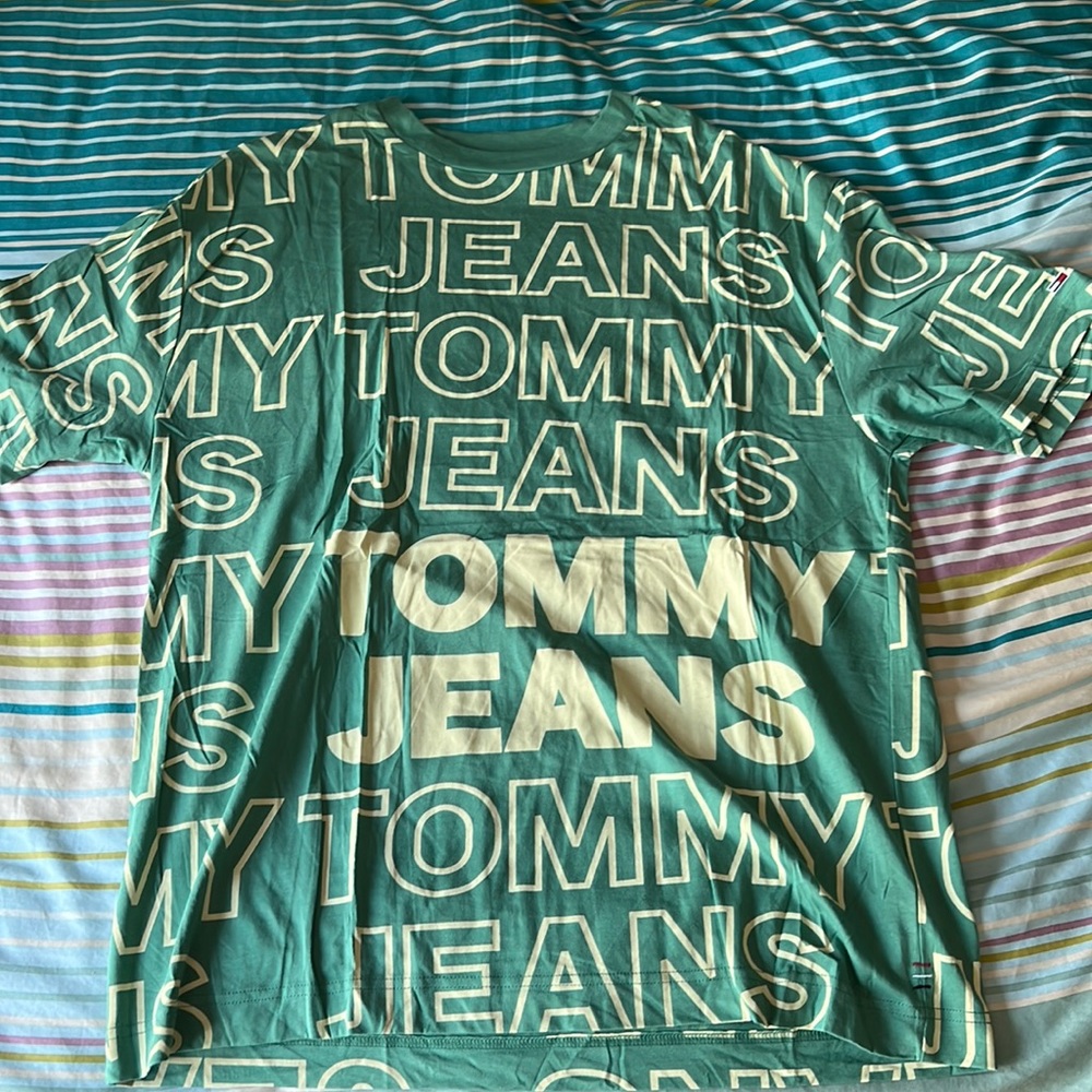 Tommy jeans shirt